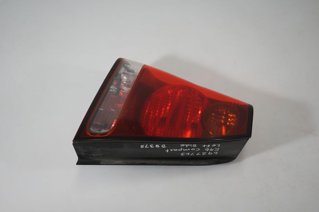 Rear/tail lights (2)