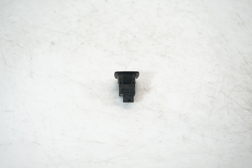 Electric window control switch (3)