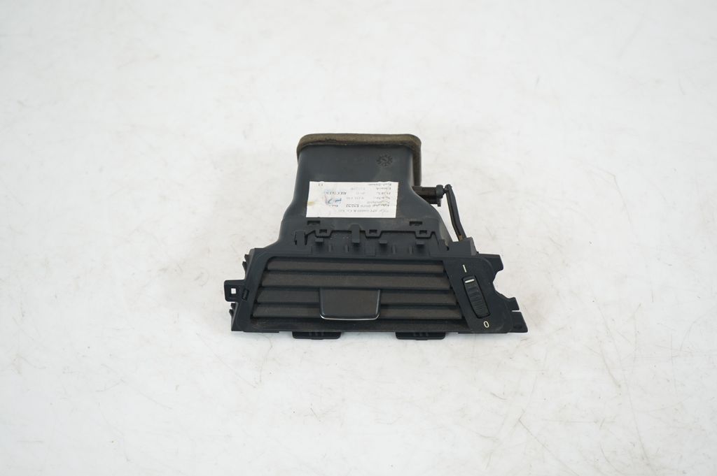 Dashboard side air vent grill/cover trim