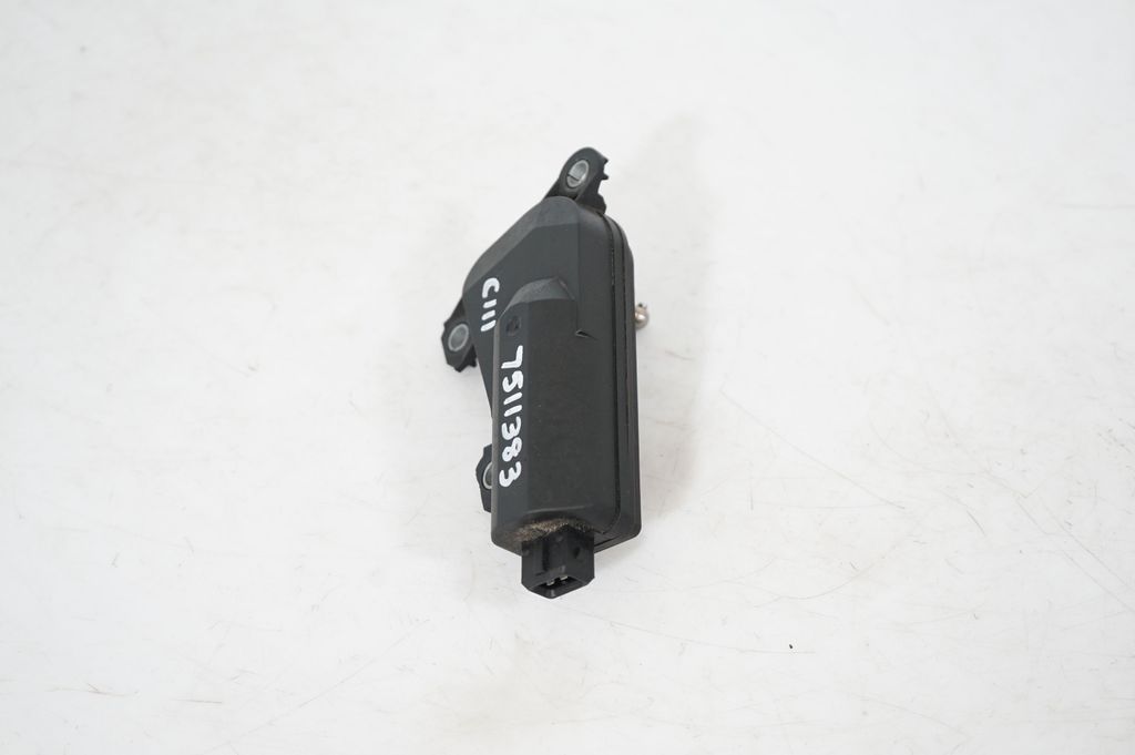 Intake manifold valve actuator/motor (2)