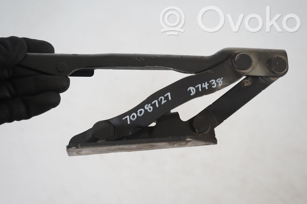 Engine bonnet/hood hinges (6)