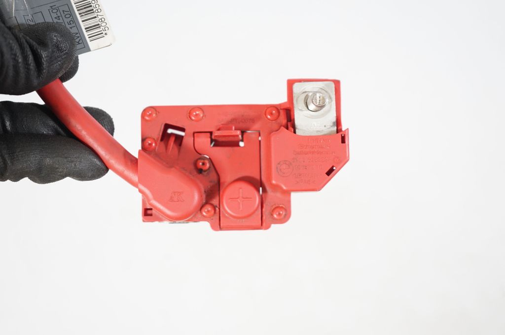 Positive cable (battery) (8)