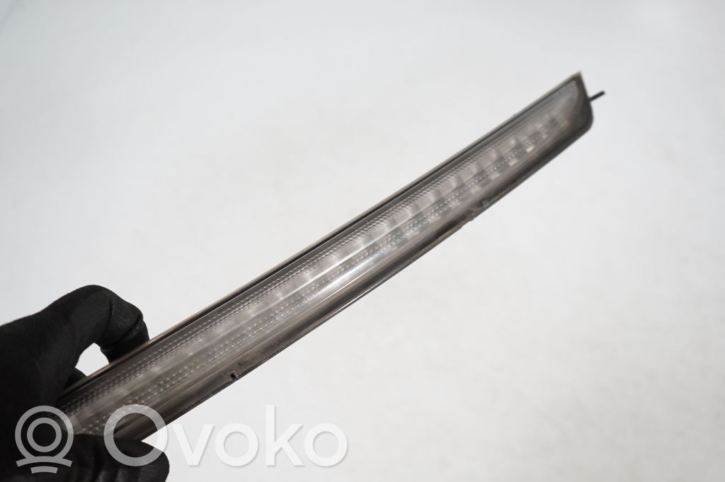 Third/center stoplight (7)