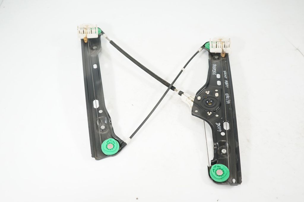 Front door window regulator with motor (2)