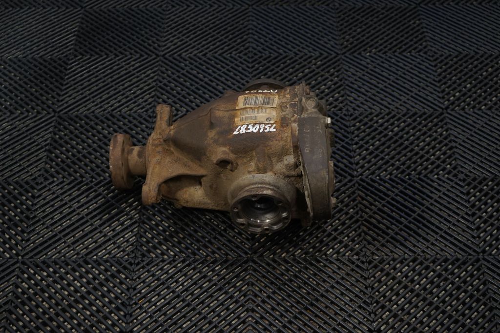 Rear differential (3)