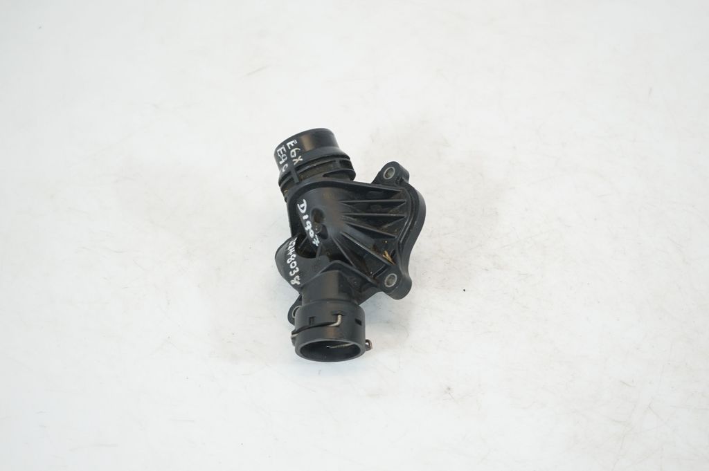 Thermostat/thermostat housing (2)