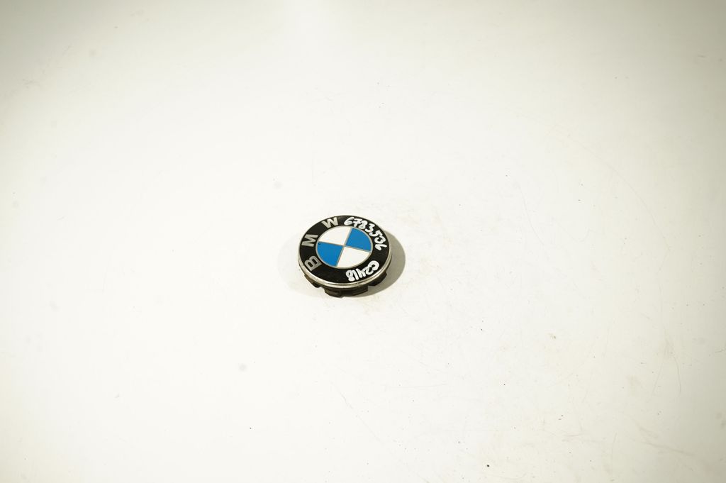 Original wheel cap (2)