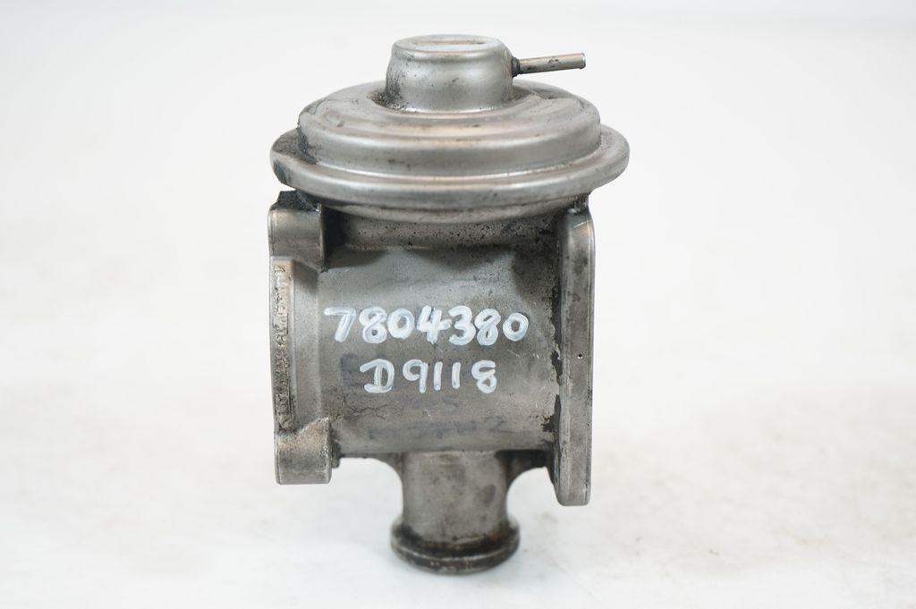 EGR valve (10)