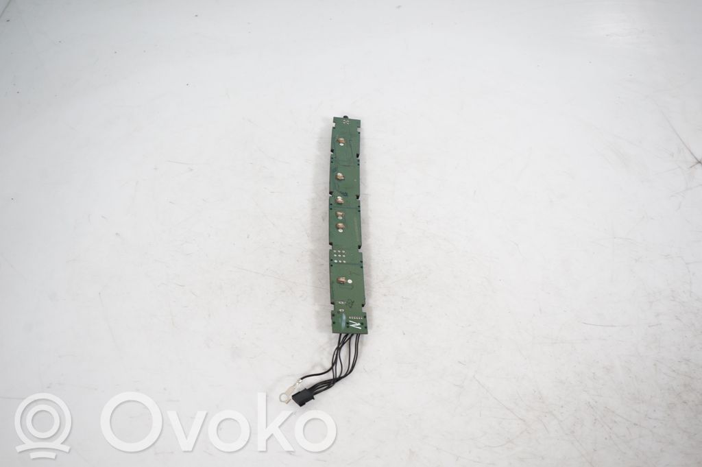 Aerial antenna amplifier (4)