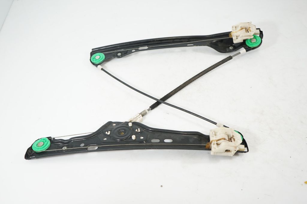 Front door window regulator with motor (5)