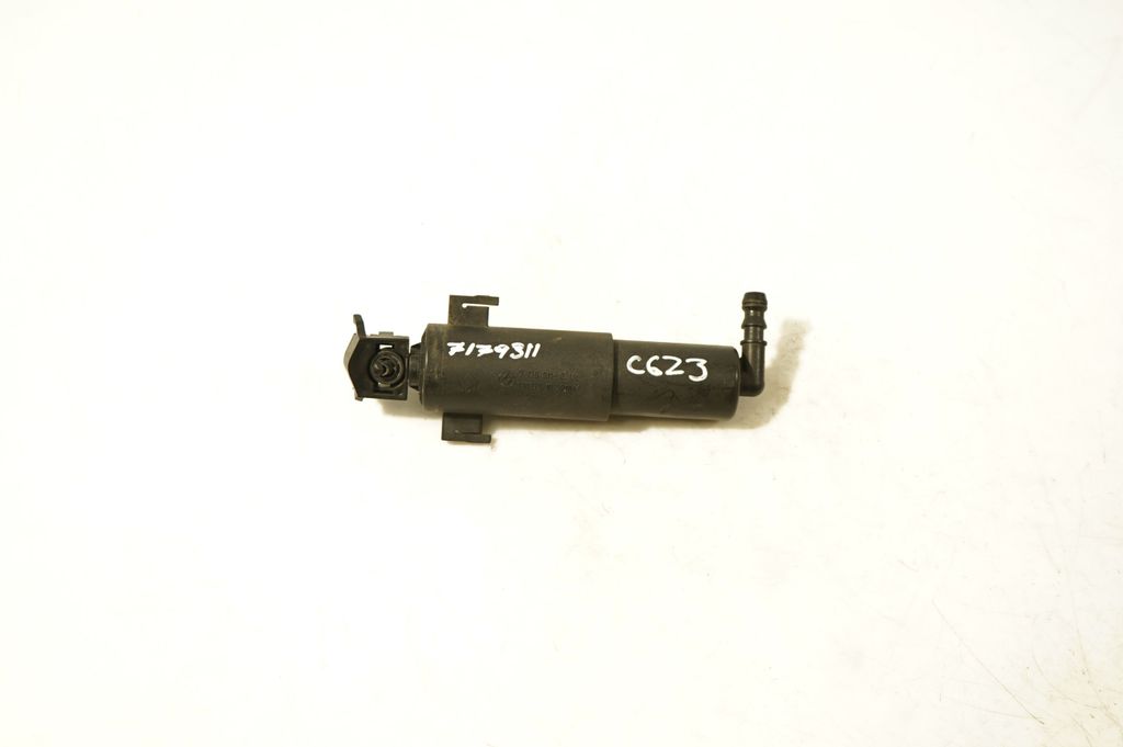 Headlight washer spray nozzle (4)