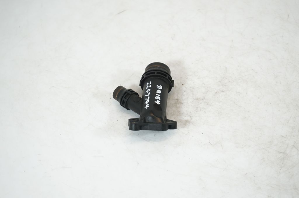 Engine coolant pipe/hose (2)