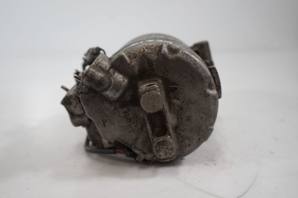 Air conditioning (A/C) compressor (pump) (8)