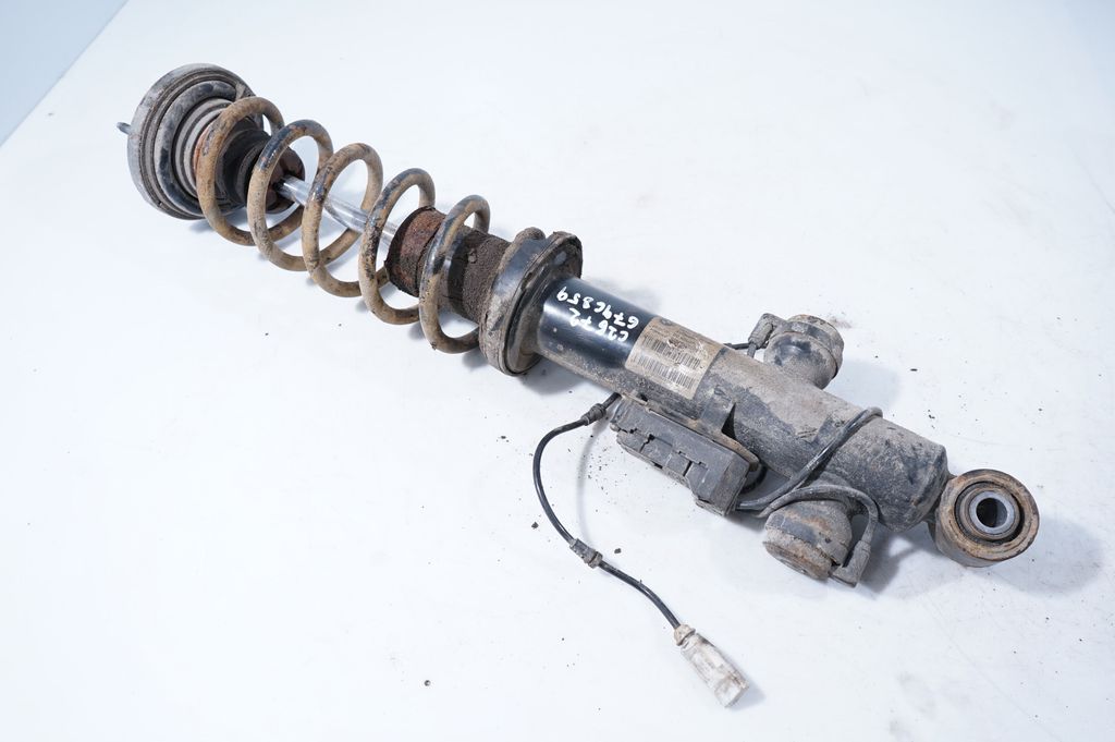 Rear shock absorber/damper (4)