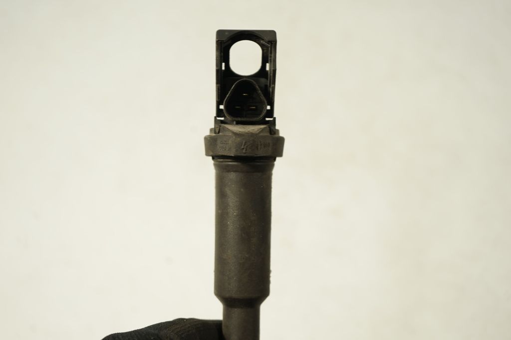 High voltage ignition coil (6)
