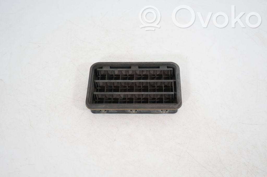 Quarter panel pressure vent (3)