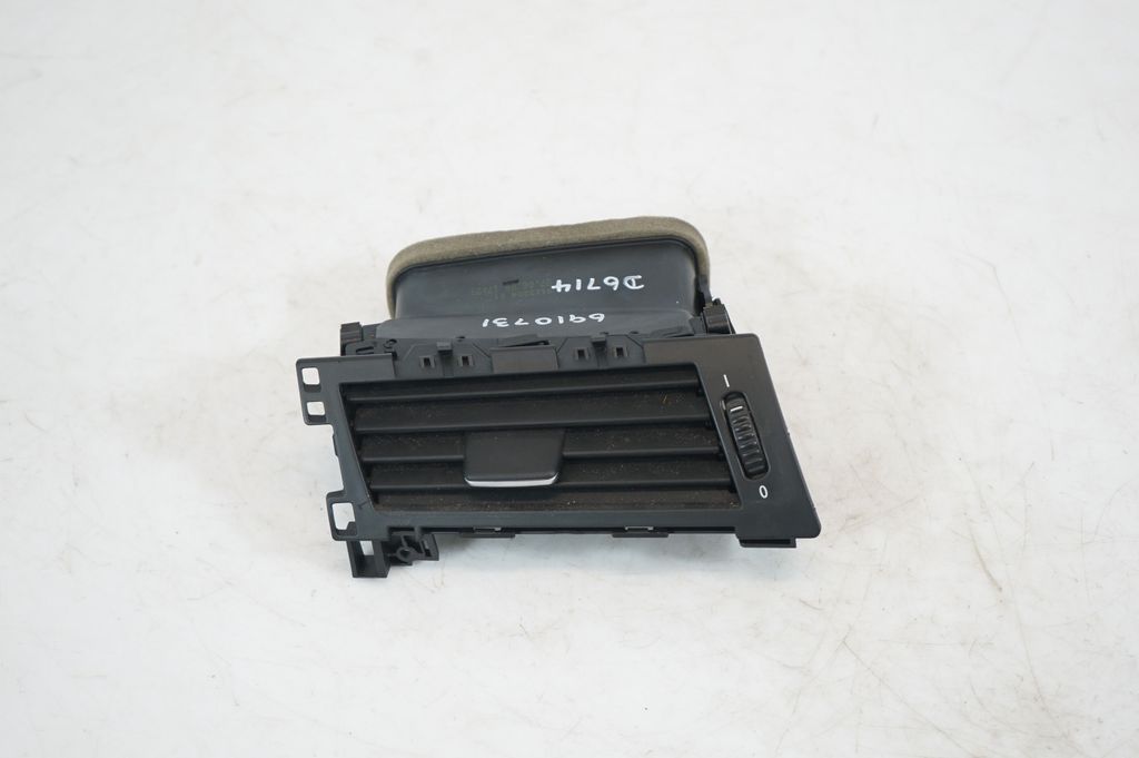 Dashboard side air vent grill/cover trim