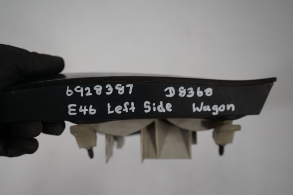 Rear/tail lights (8)