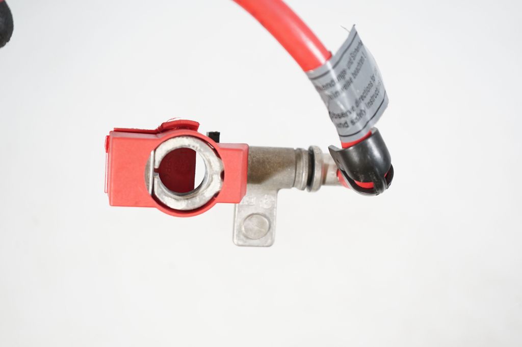 Positive cable (battery) (6)