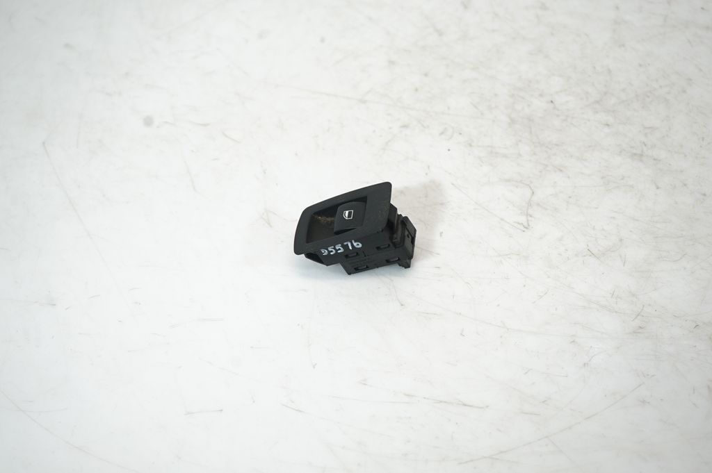 Electric window control switch (2)