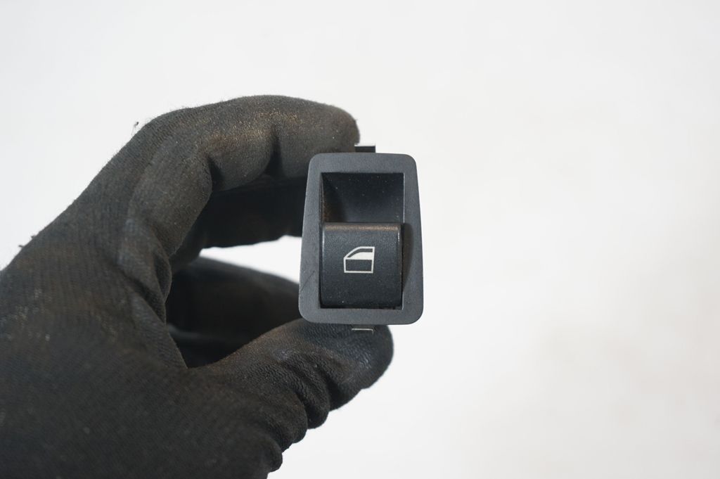 Electric window control switch (6)