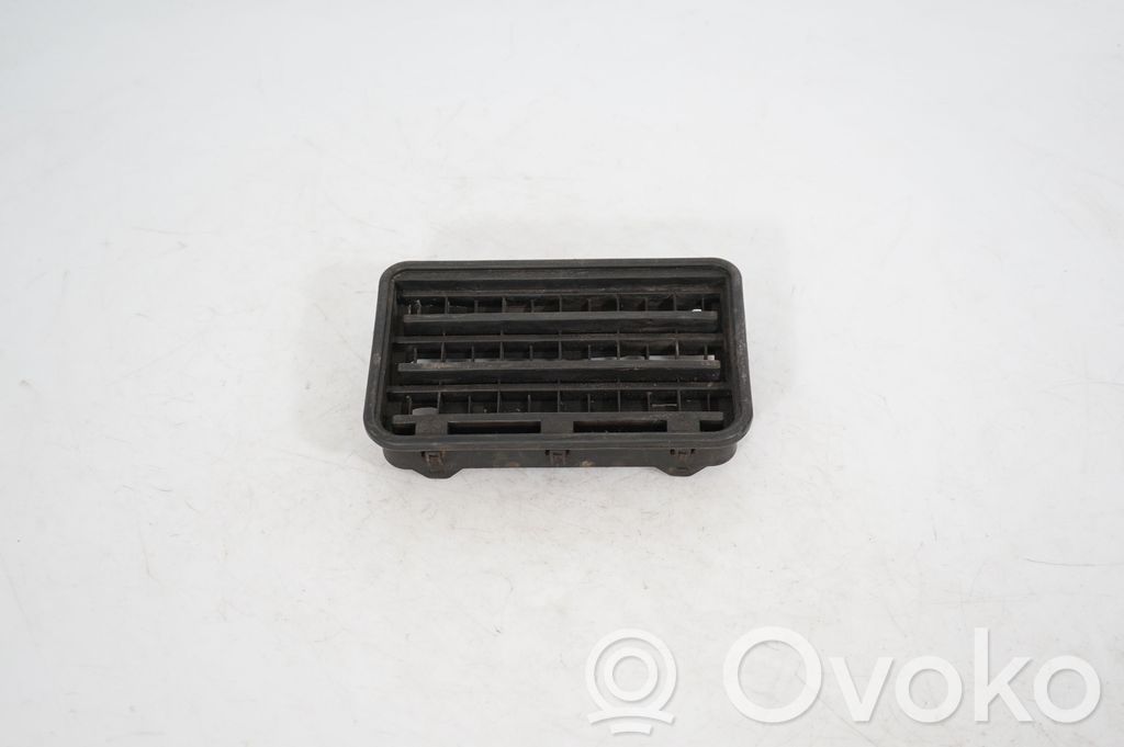 Quarter panel pressure vent (3)