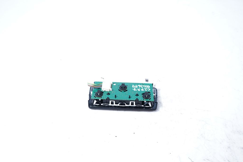 Rear seat light (6)