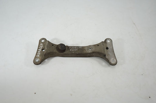 Gearbox mounting bracket