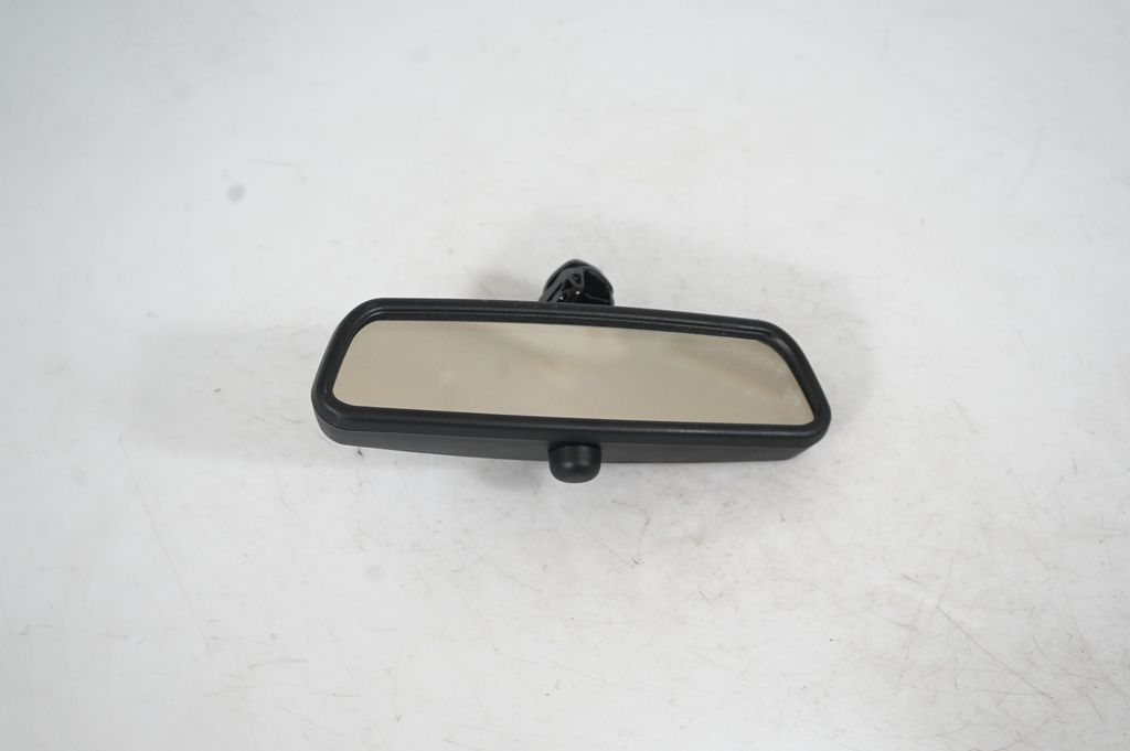 Rear view mirror (interior)