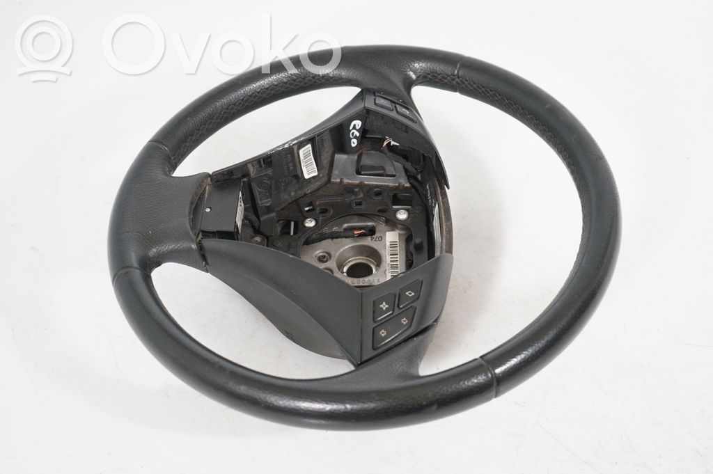 Steering wheel (2)