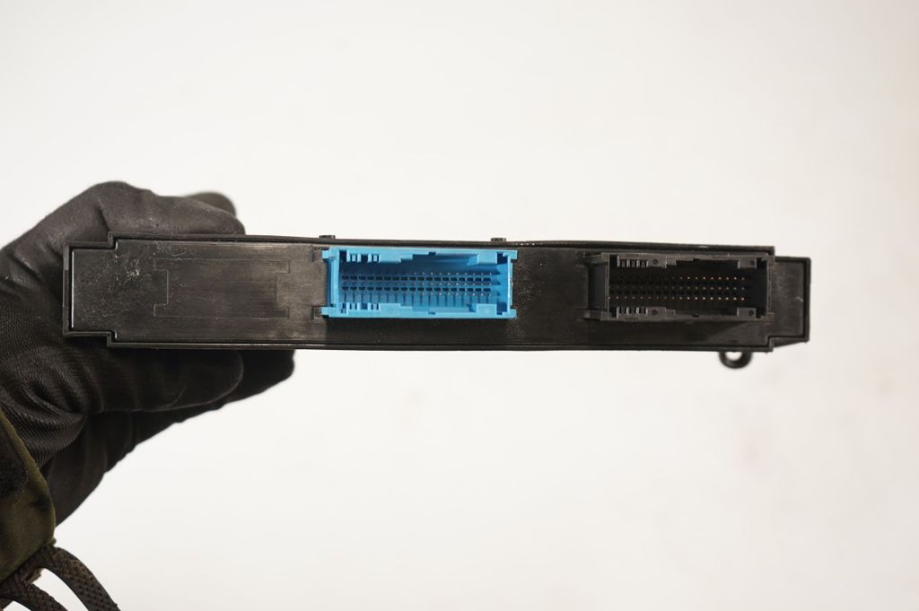 Comfort/convenience module (6)