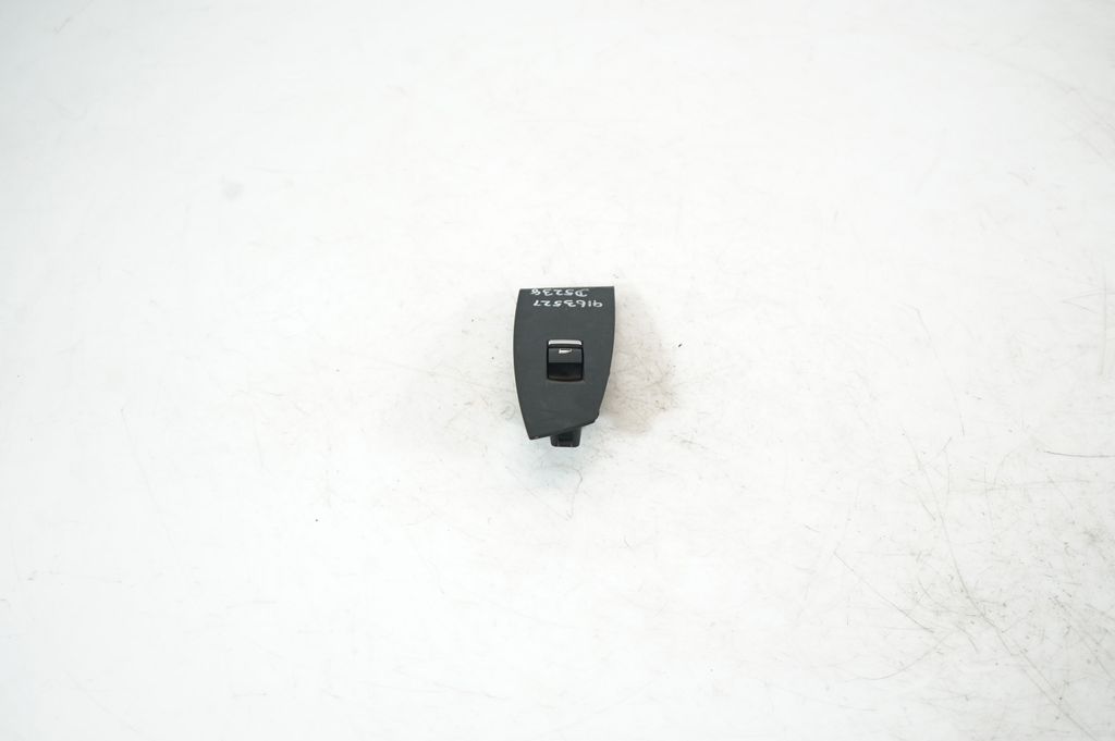 Electric window control switch (3)