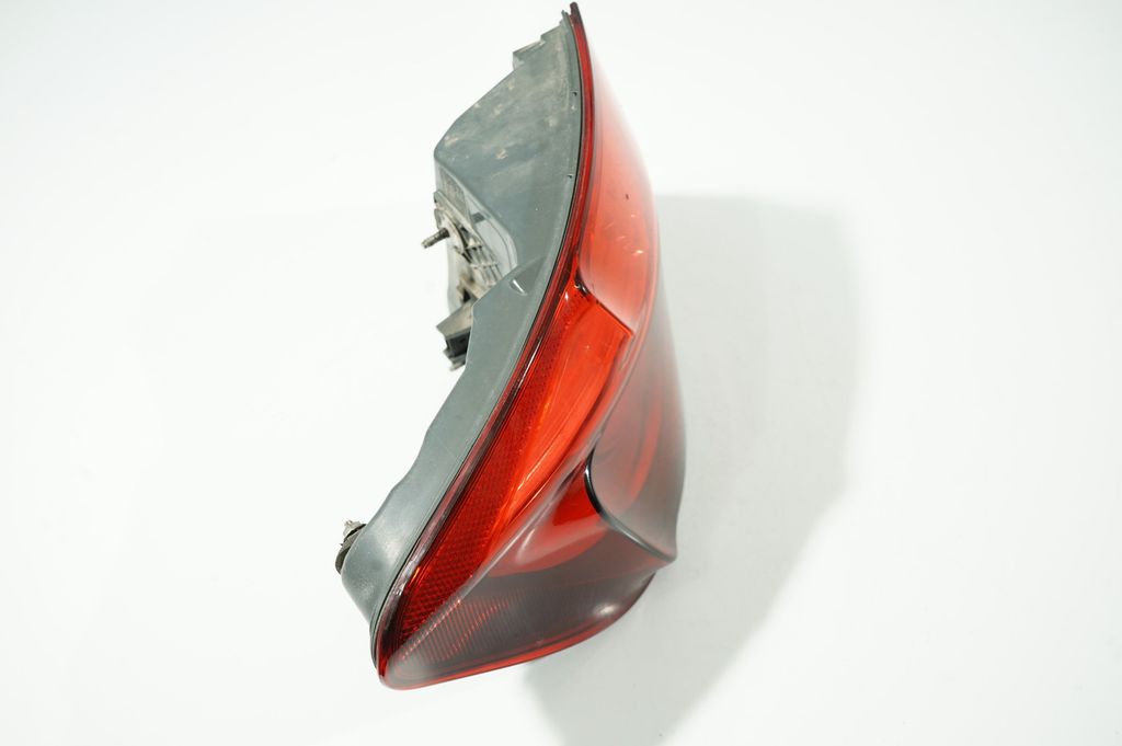 Rear/tail lights (4)