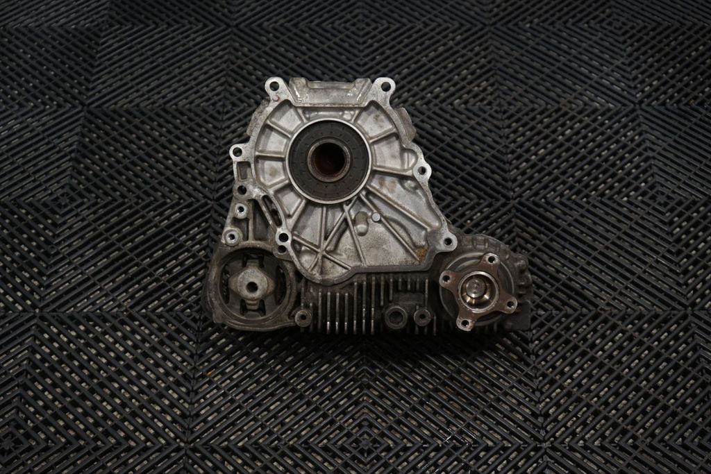 Gearbox transfer box case (3)