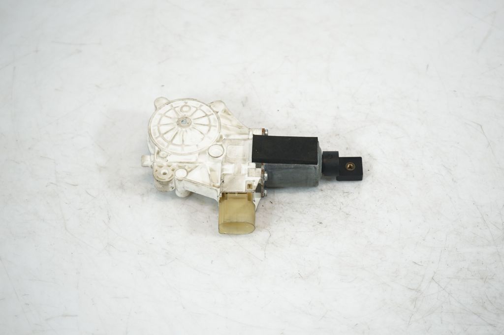 Front door window regulator with motor (5)