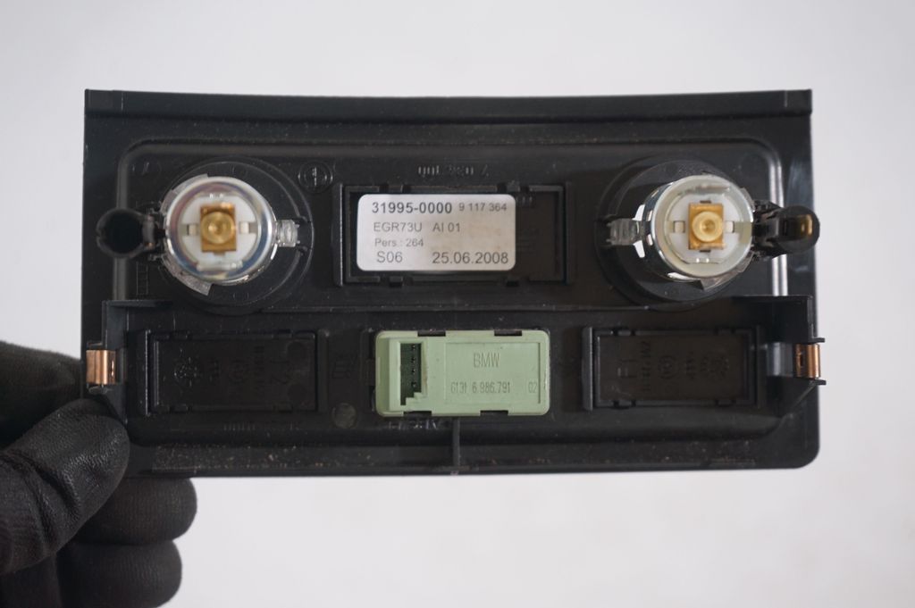 Cigarette lighter trim rear (6)