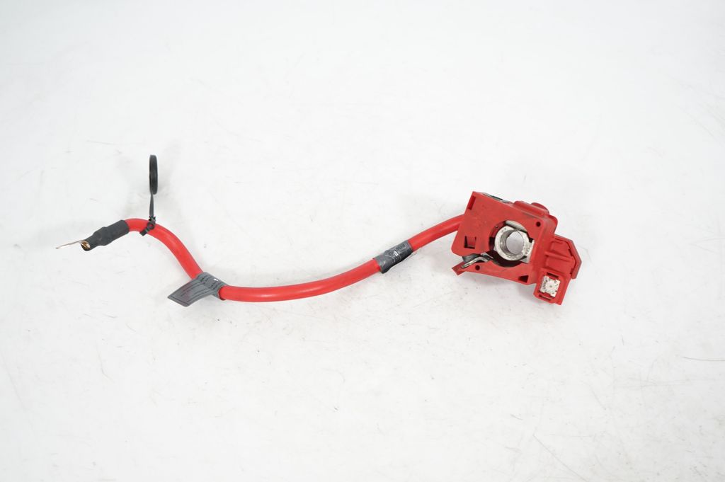 Positive cable (battery) (4)