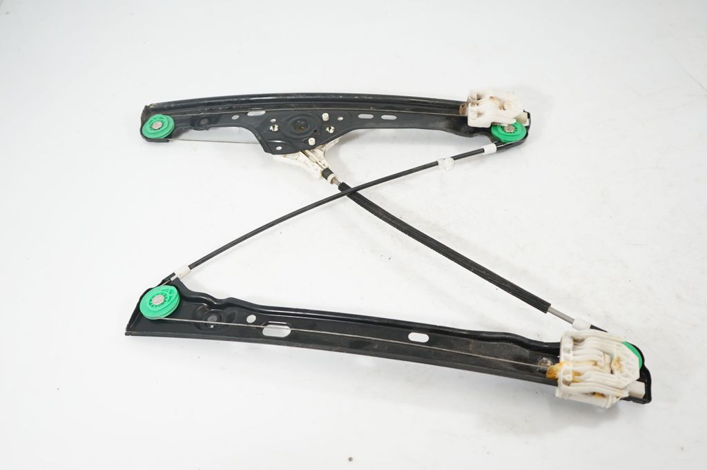 Front door window regulator with motor (5)