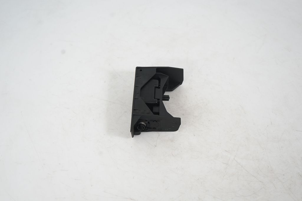 Rear door ashtray (2)