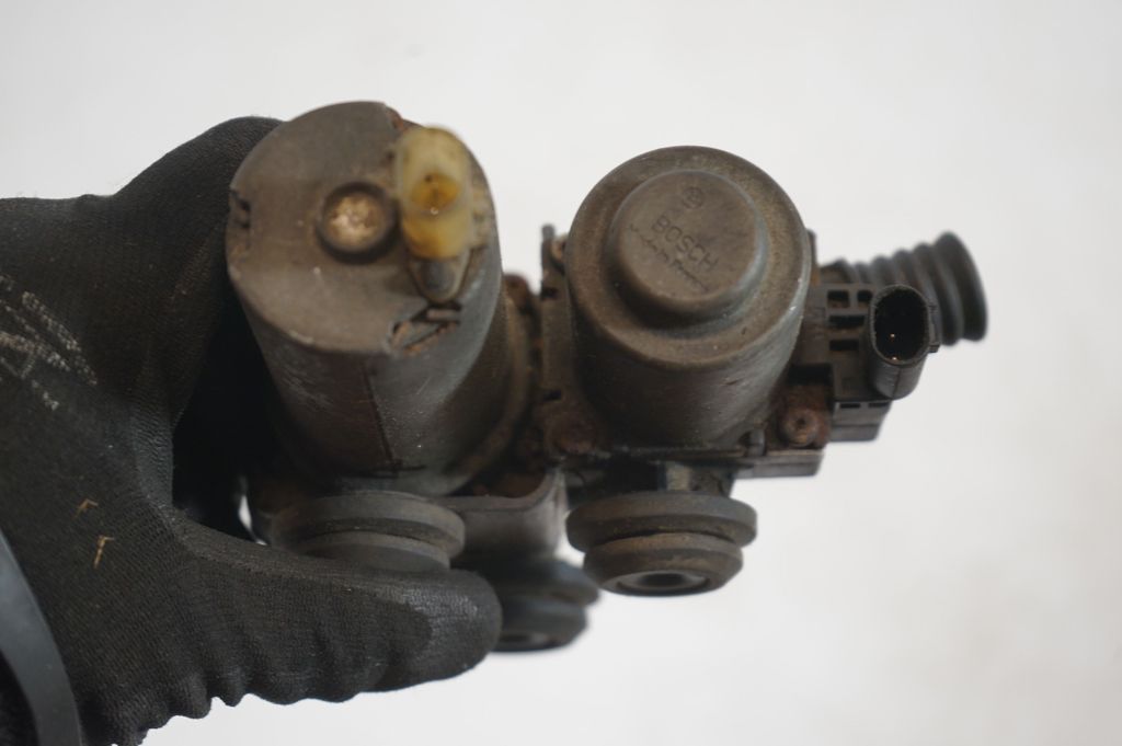 Coolant heater control valve (7)