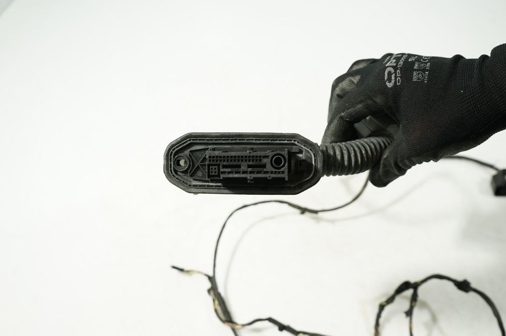 Front door wiring loom (8)