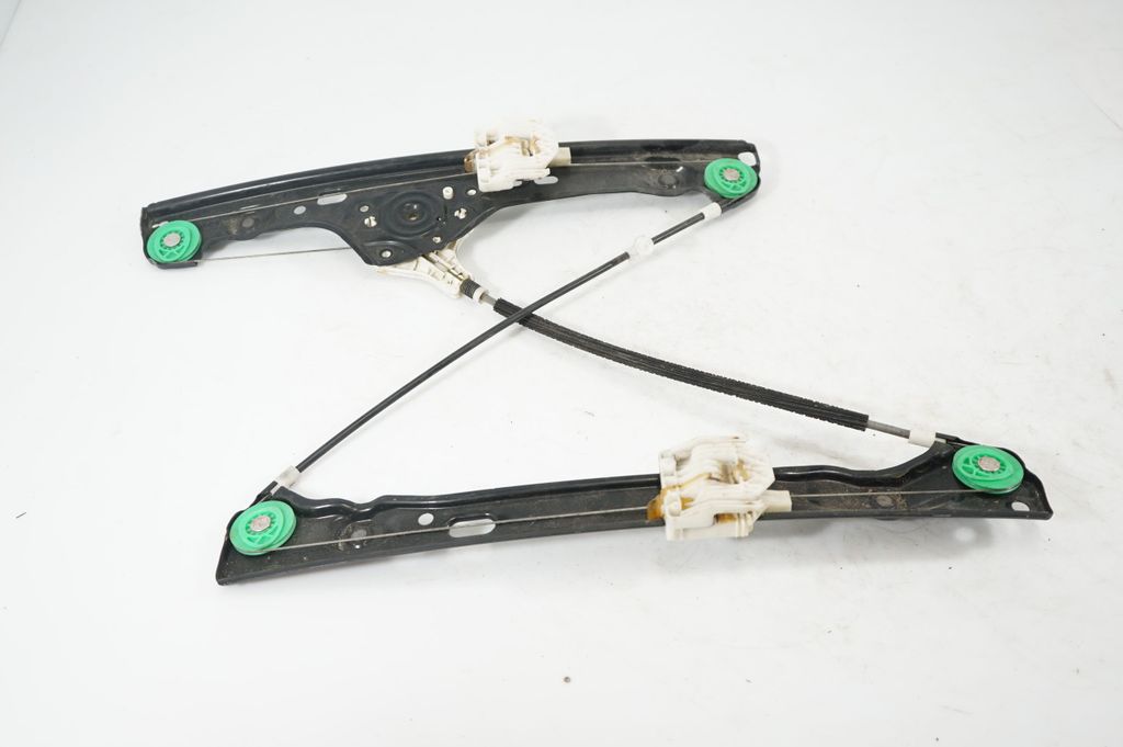 Front door window regulator with motor (5)