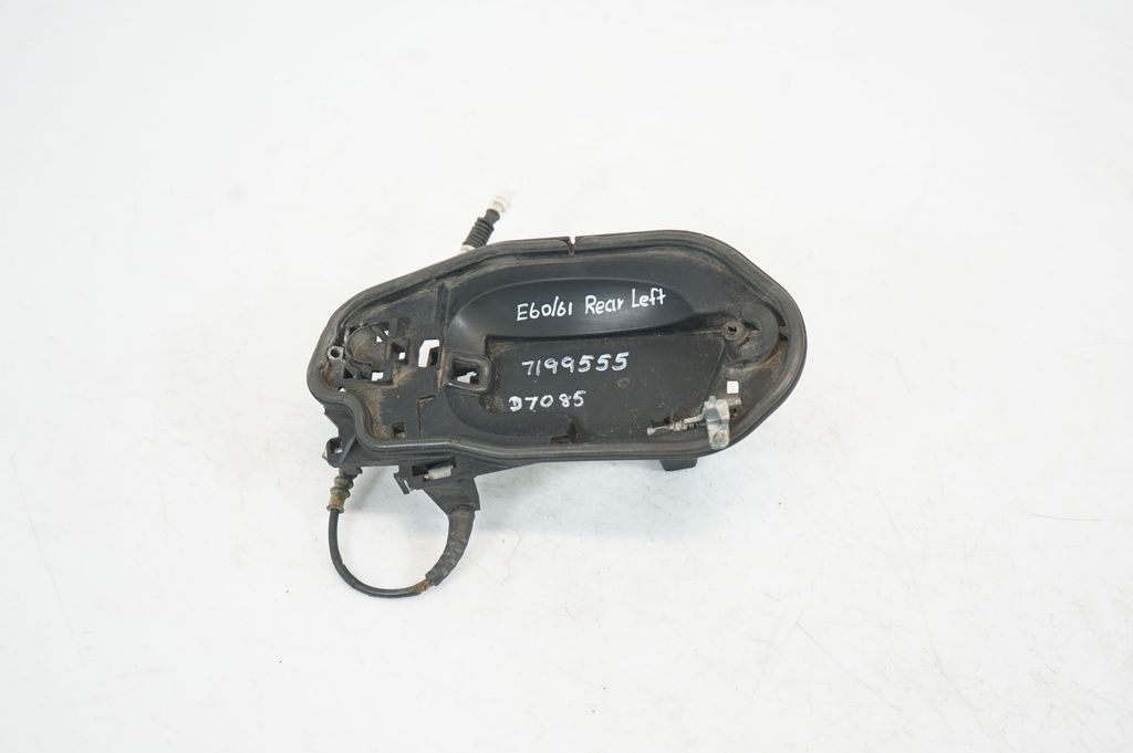 Rear door exterior handle