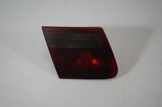 Tailgate rear/tail lights