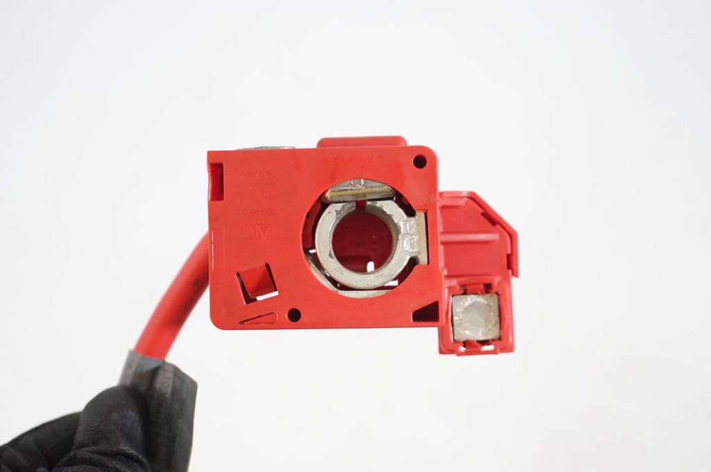 Positive cable (battery) (6)