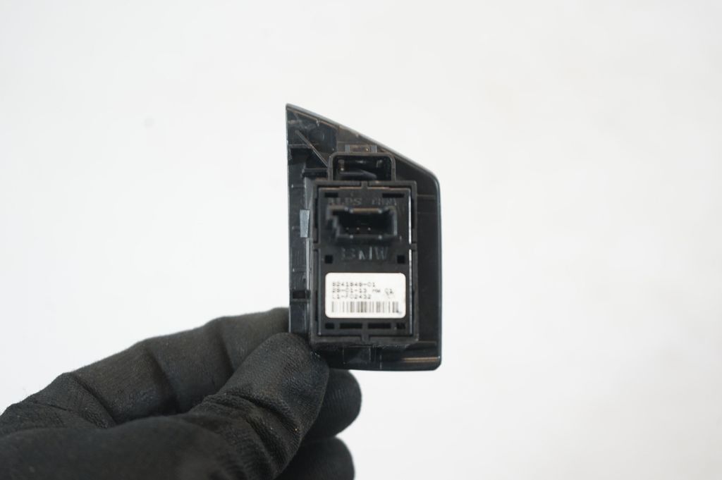 Electric window control switch (6)
