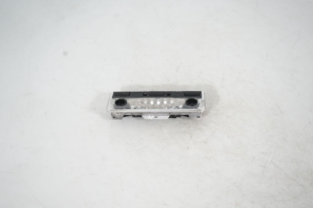 Front seat light (3)