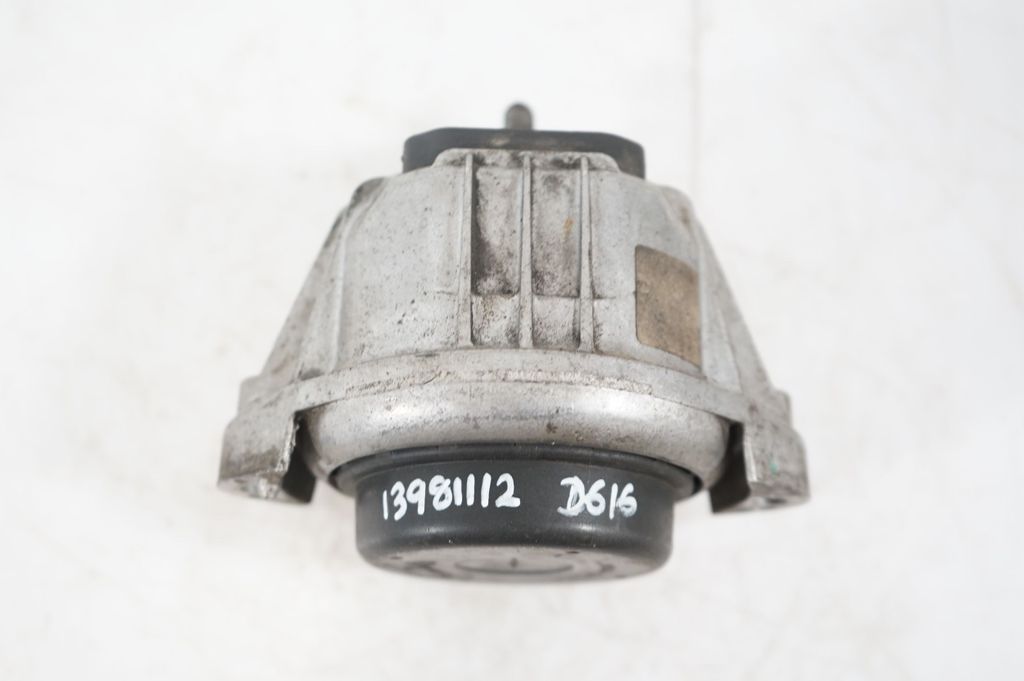 Engine mount bracket (8)