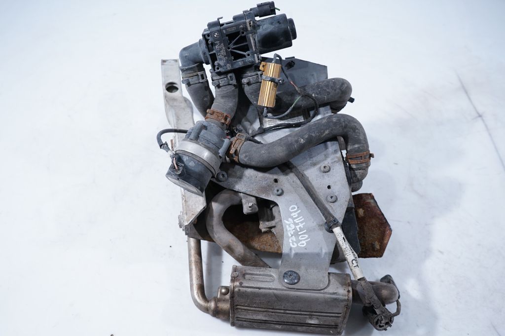 Tailgate/trunk/boot lock/catch/latch (2)