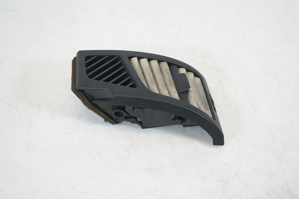 Dashboard side air vent grill/cover trim (4)